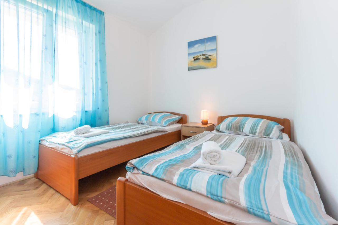 באסקה Apartments Ema & Mislav With Terrace מראה חיצוני תמונה
