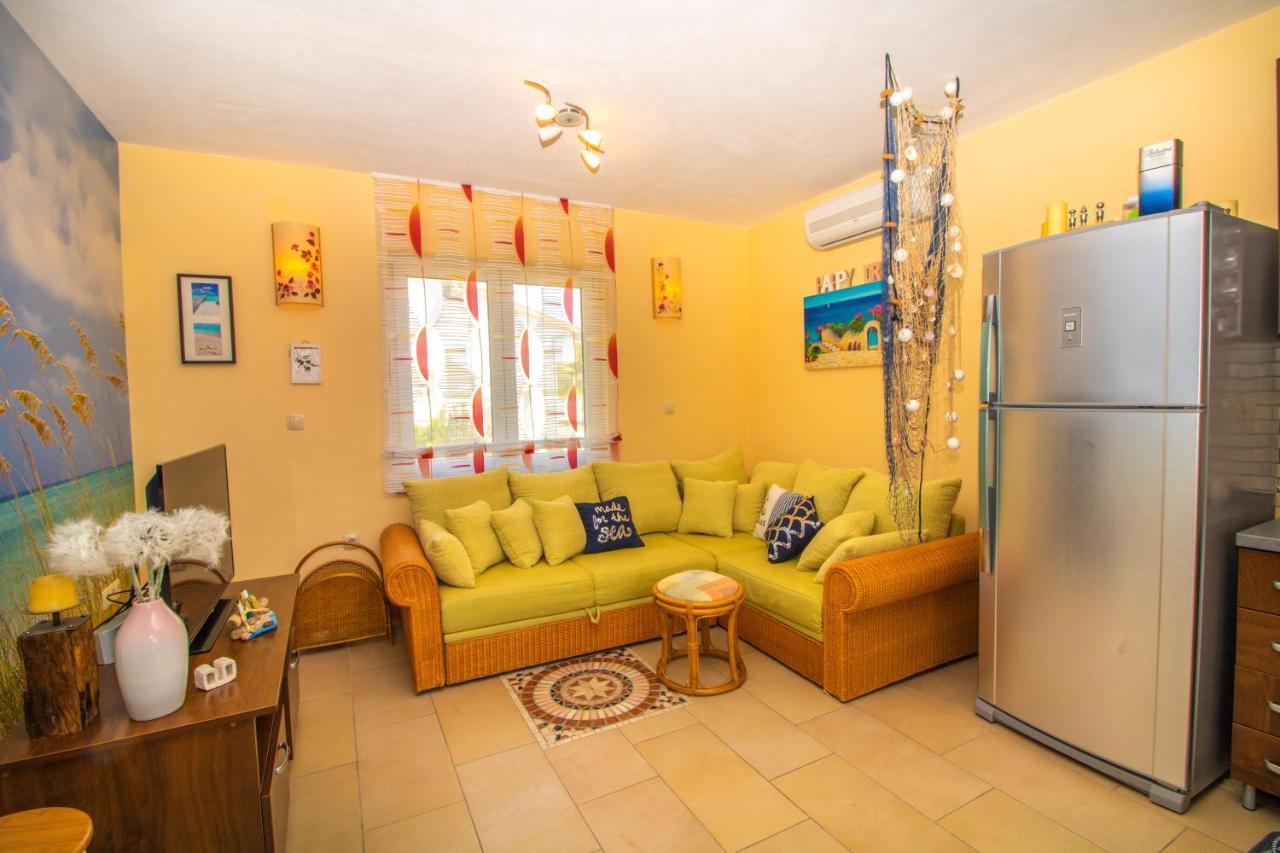 באסקה Apartments Ema & Mislav With Terrace מראה חיצוני תמונה